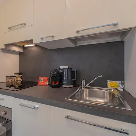 Modern With Terrace * Verona