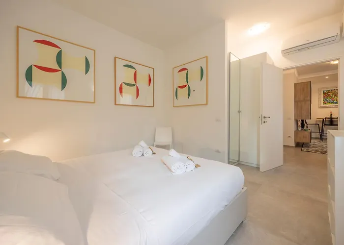 Modern With Terrace * ורונה